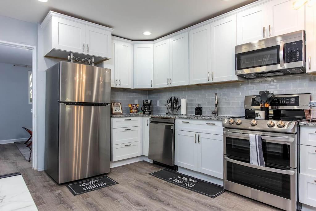West End Bungalow Perfect To Work, Play, & Escape Atlanta Exterior photo